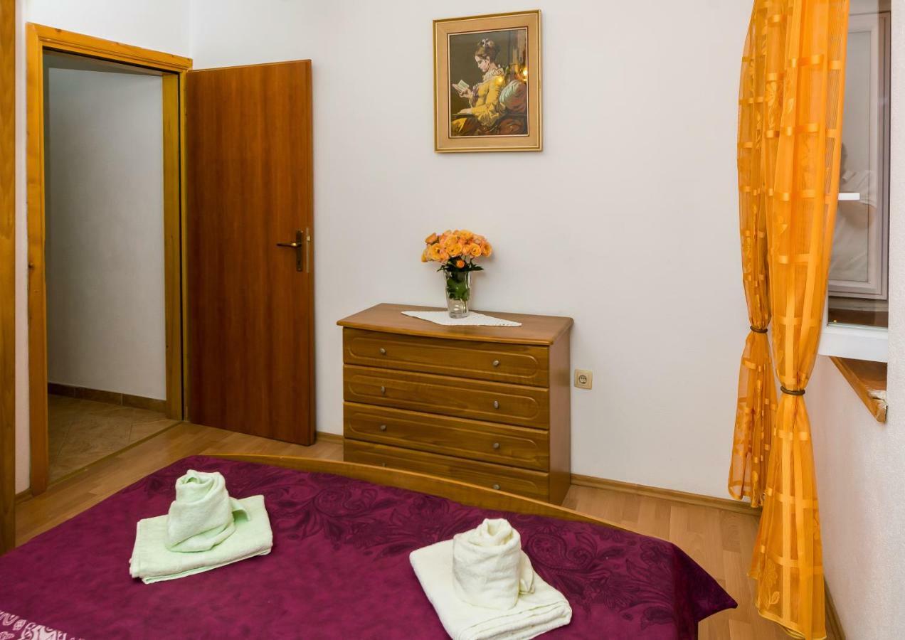 Apartment Leut Slatine Extérieur photo