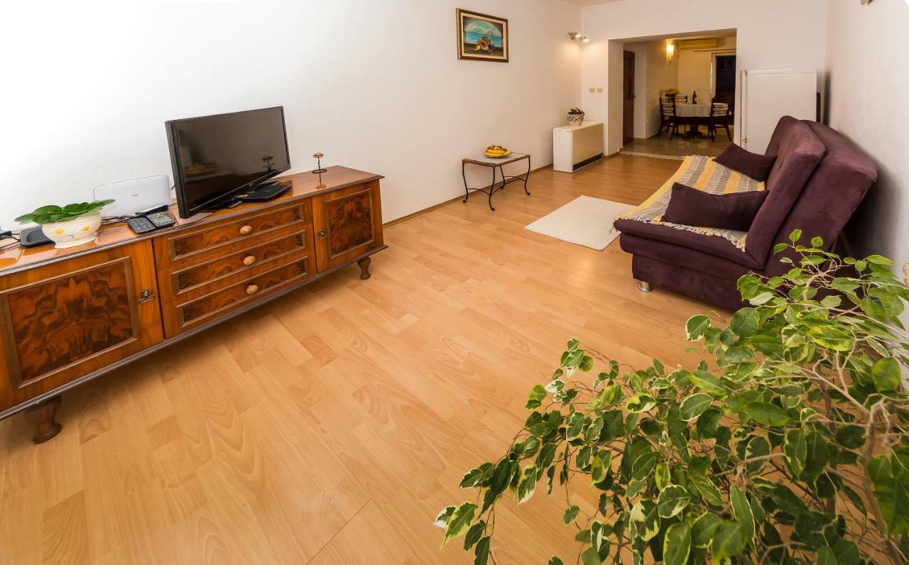 Apartment Leut Slatine Extérieur photo