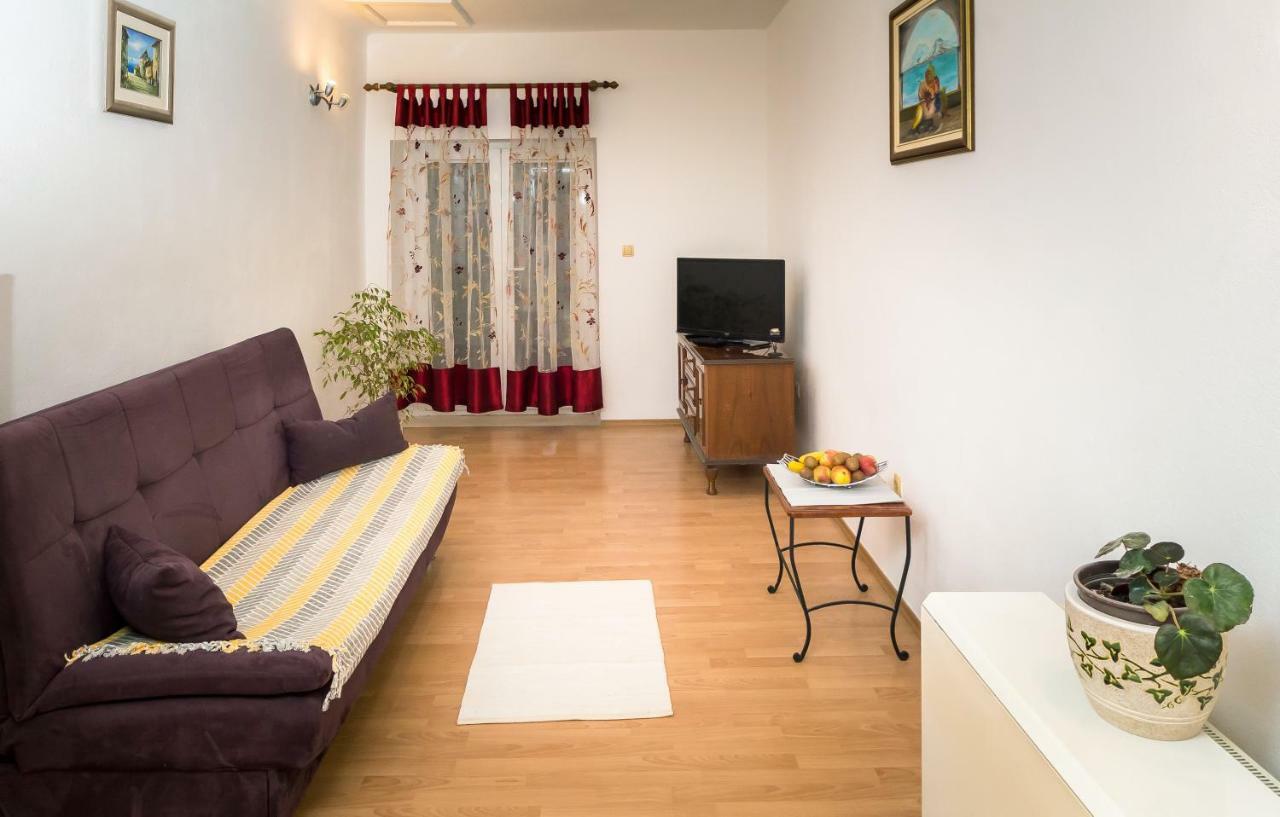 Apartment Leut Slatine Extérieur photo
